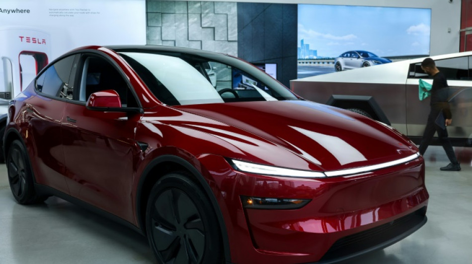Italie: enqu&ecirc;te sur les voitures &eacute;lectriques de quatre constructeurs
