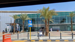 Dos muertos en el ataque contra un aeropuerto en el este de Arabia Saudita