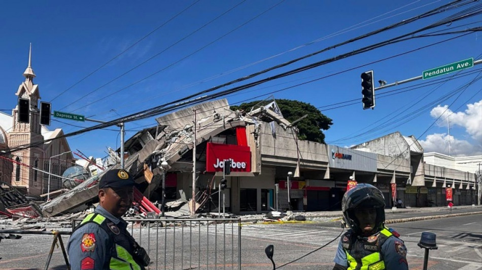 M&aacute;s de 30 muertos en Filipinas tras potente terremoto