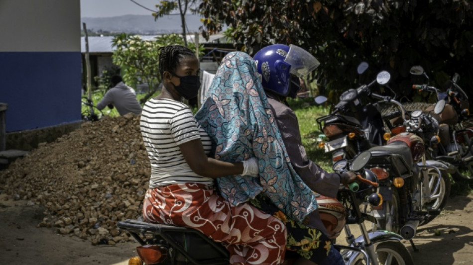 RDCongo enfrenta un "choque catastr&oacute;fico" entre el &eacute;bola y el conflicto, afirma el jefe de la OMS
