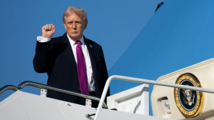 Trump viaja à Ásia com foco em acordos com a China