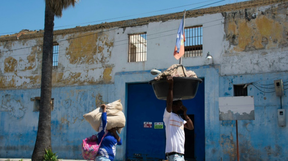 Des gangs attaquent l'acad&eacute;mie de police de Port-au-Prince