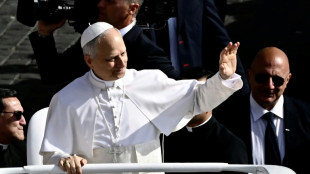 Leão XIV inicia seu pontificado com críticas ao excessos do capitalismo