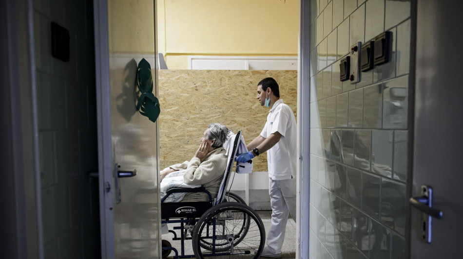 Oncologi, meno di un terzo ospedali comunit&agrave; sono funzionanti