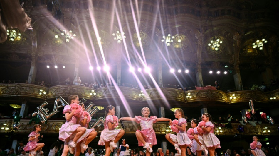 Les danses traditionnelles f&eacute;minines trouvent un souffle nouveau en Angleterre
