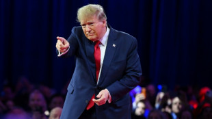 Os migrantes 'est&atilde;o matando' os EUA, diz Trump