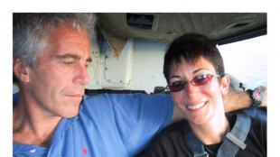 Ghislaine Maxwell plac&eacute;e &agrave; l'isolement pour risque suicidaire, d&eacute;nonce sa d&eacute;fense