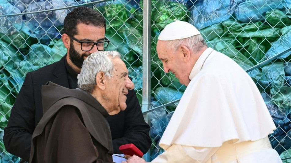 Le pape "disponible" pour aider au r&egrave;glement de la guerre en Ukraine