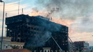 Al menos 45 heridos en enorme incendio en un cuartel policial de Egipto