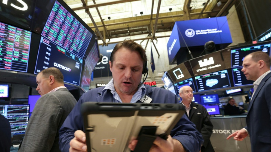 Wall Street en baisse, crisp&eacute;e par les incertitudes sur les n&eacute;gociations entre Iraniens et Am&eacute;ricains