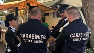 Cade da silos a 10 metri altezza, morto giovane operaio