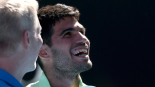 Alcaraz eases into Melbourne last 16 as Sabalenka 'all over the place'