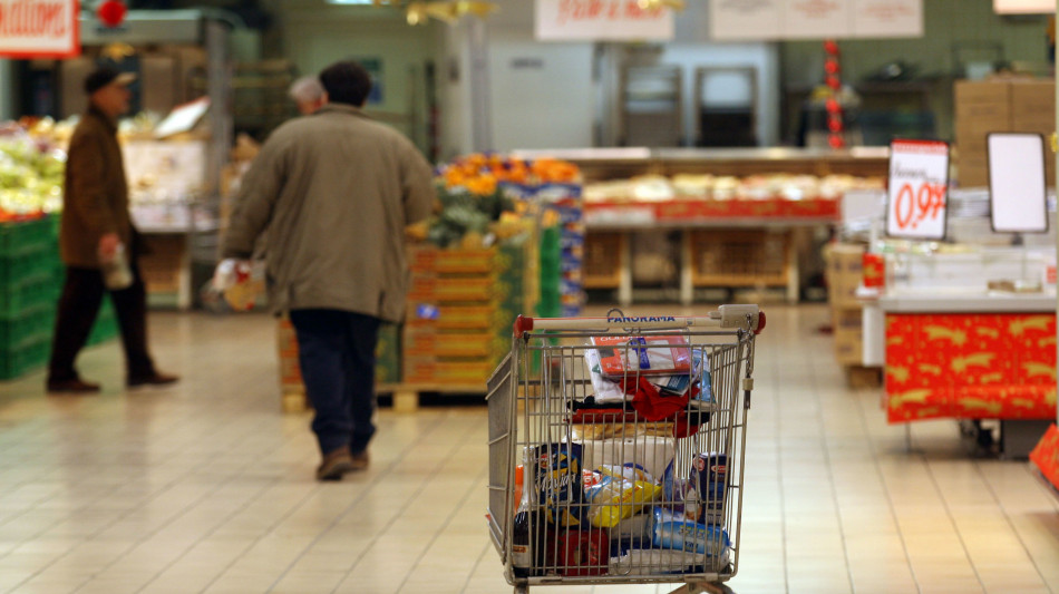 Confcommercio, in Italia potere d'acquisto 26% sotto Germania