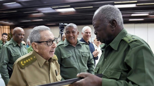 Ra&uacute;l Castro aparece en la televisi&oacute;n cubana