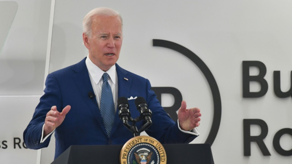 Biden wirft Putin "Erw&auml;gung" des Einsatzes von Massenvernichtungswaffen vor