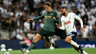 Dismal Spurs stay goalless after Everton stalemate