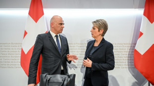 Le pr&eacute;sident suisse au front pour d&eacute;fendre le rachat de Credit Suisse