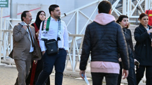 El papa se re&uacute;ne con familiares de rehenes de Ham&aacute;s y de presos palestinos