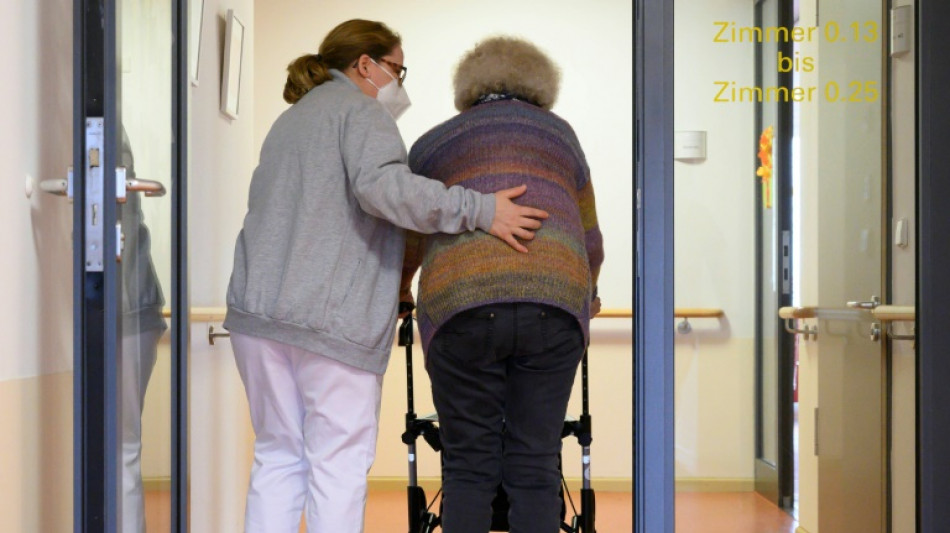 "Alarmstufe Rot": Pflegekassen droht ab Oktober das Geld auszugehen