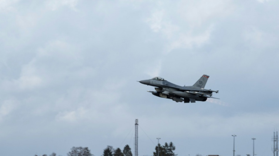 Pilot bei Absturz von F-16-Kampfjet auf US-St&uuml;tzpunkt Spangdahlem verletzt
