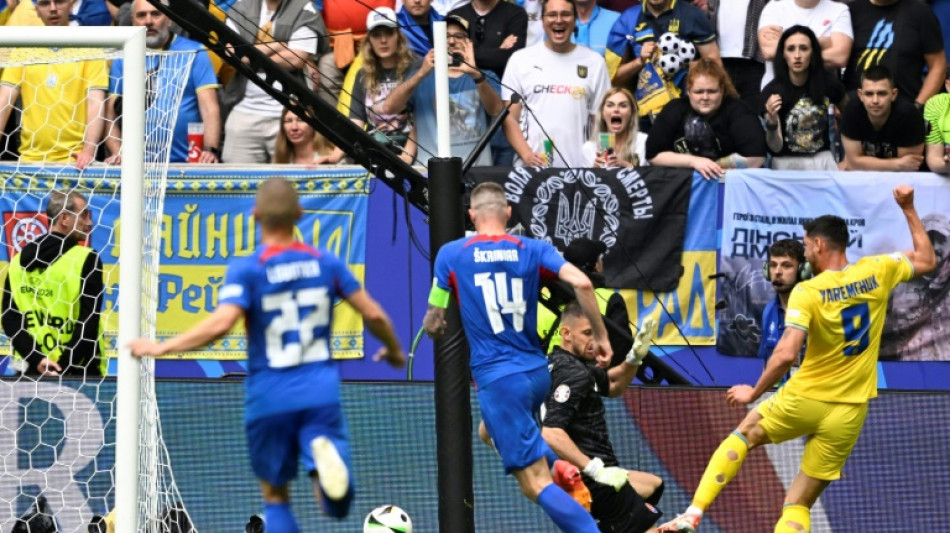 Ucr&acirc;nia vence Eslov&aacute;quia de virada (2-1) e segue viva na Euro-2024