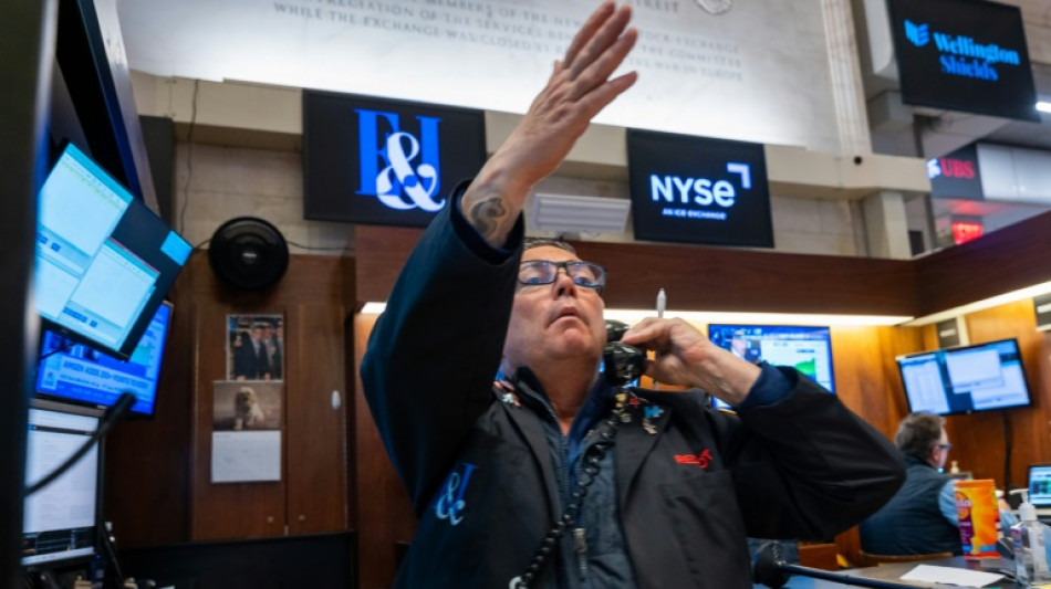 Wall Street ouvre en hausse au d&eacute;but d'une semaine cruciale pour l'inflation