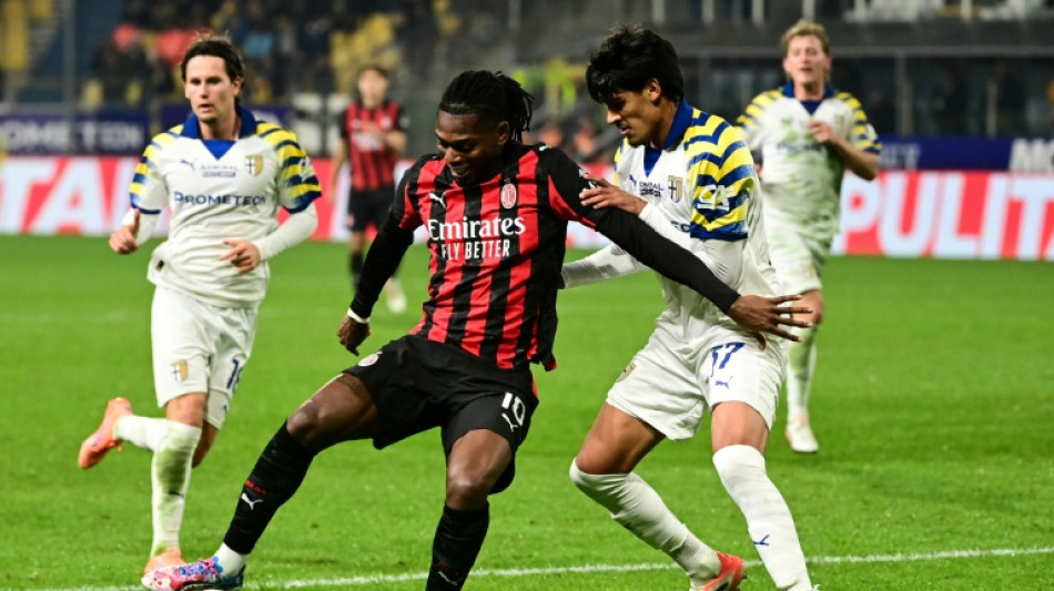 Milan cede empate contra Parma e deixa liderança escapar; Juve fica no 0 a 0 com Torino