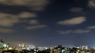 Israels Luftwaffe attakiert nach iranischen Angriffen Ziele im Iran - Explosionen in Teheran