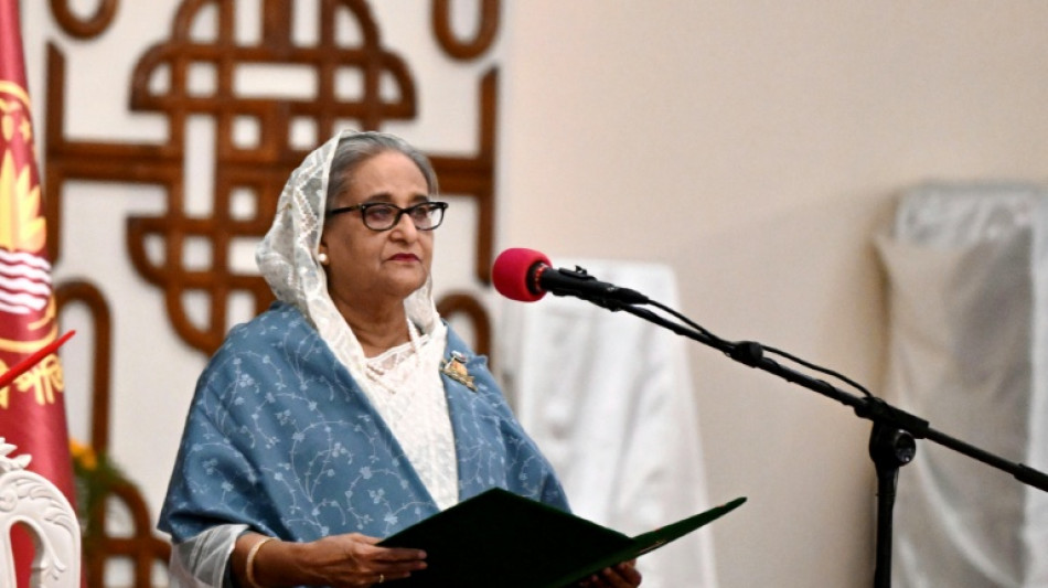 Ex-primeira-ministra de Bangladesh condenada &agrave; morte por repress&atilde;o dos dist&uacute;rbios de 2024