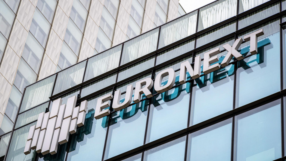 Borsa: Europa fiacca dopo il Pil dell'Eurozona, Milano +0,05%