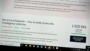 Pétition contre la loi Duplomb: plus d'1,5 million de signatures, le gouvernement marche sur des oeufs
