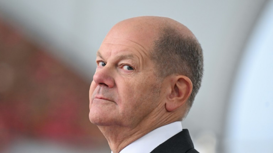 Allemagne: op&eacute;ration de sauvetage pour la coalition de Scholz en perdition