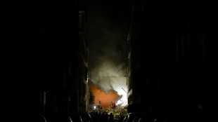 Un immeuble d'habitation s'effondre &agrave; Marseille, 5 bless&eacute;s et des "victimes" attendues
