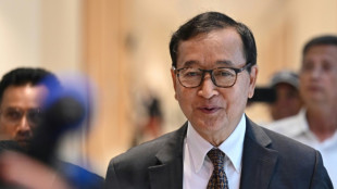 A son proc&egrave;s en France, Sam Rainsy fustige une "culture de violence et d'impunit&eacute;" au Cambodge