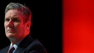 Royaume-Uni: le chef de l'opposition promet une "d&eacute;cennie de renouveau national"