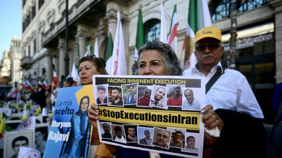 Ir&aacute;n ejecuta a seis personas que denomin&oacute; "terroristas"