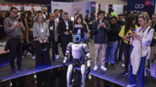 Robôs humanoides estão longe de transformar a indústria, diz Amazon Robotics