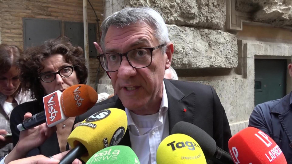 Landini, 'Meloni offende, dovrebbe portare rispetto'