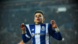 Porto vence Shakhtar Donetsk&nbsp;(5-3) e vai &agrave;s oitavas da Champions