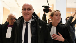 Rugby: le comit&eacute; d'&eacute;thique de la FFR demande &agrave; Bernard Laporte de d&eacute;missionner