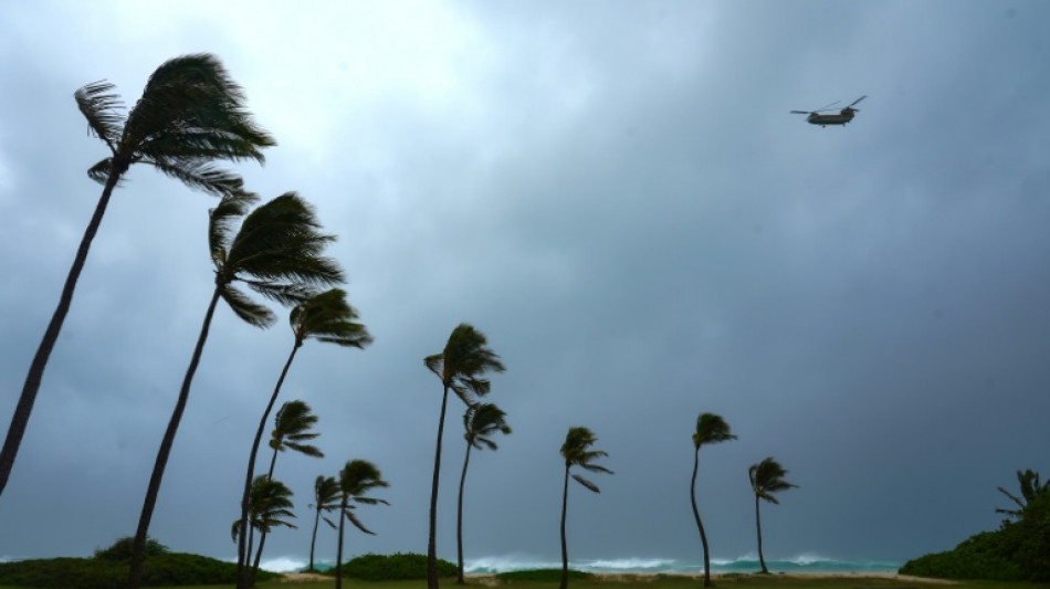 L'ouragan Lowell fait planer une menace de tornades sur une &icirc;le d'Hawa&iuml;