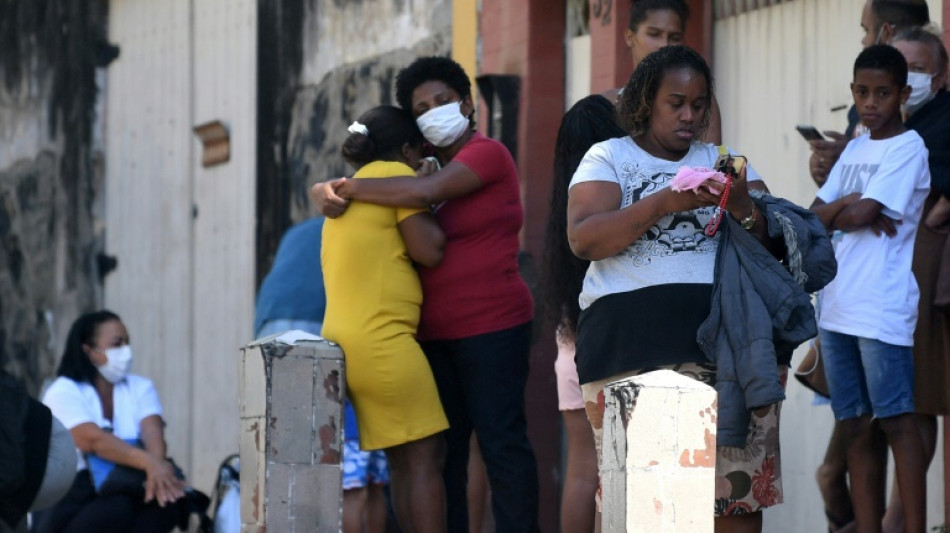 Al menos 22 muertos en operaci&oacute;n policial en una favela de Rio de Janeiro