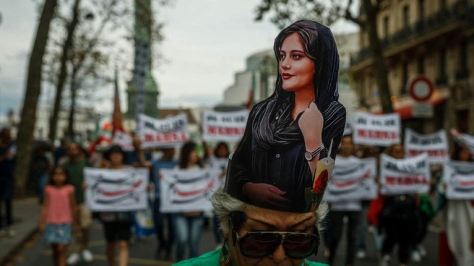 Ir&aacute;n condena al t&iacute;o de Mahsa Amini a m&aacute;s de cinco a&ntilde;os de prisi&oacute;n