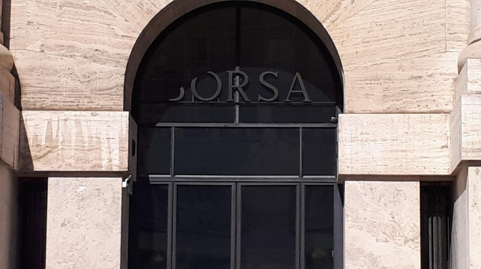 Borsa: Europa positiva, a Milano (+0,4%) recupera Cucinelli