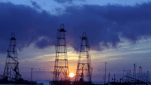 ++ Il petrolio vede la pace in Medio Oriente e scende sotto i 100 dollari ++