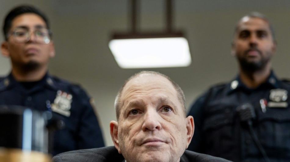Jurado concluye primer día deliberaciones para definir la suerte de Harvey Weinstein
