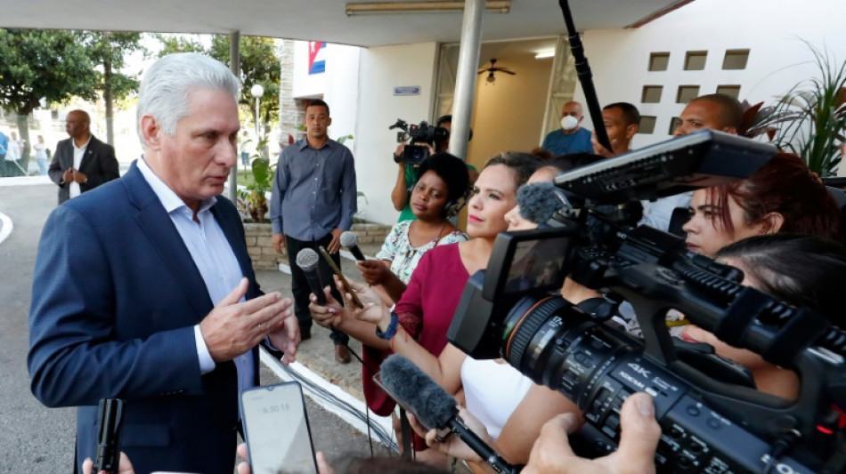 Cuba vota en comicios municipales, la oposici&oacute;n denuncia "presiones"