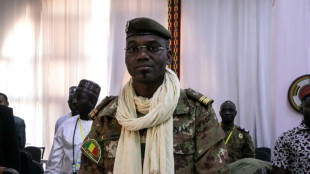 Au Mali, hommage sous haute s&eacute;curit&eacute; au ministre de la D&eacute;fense tu&eacute; dans les attaques