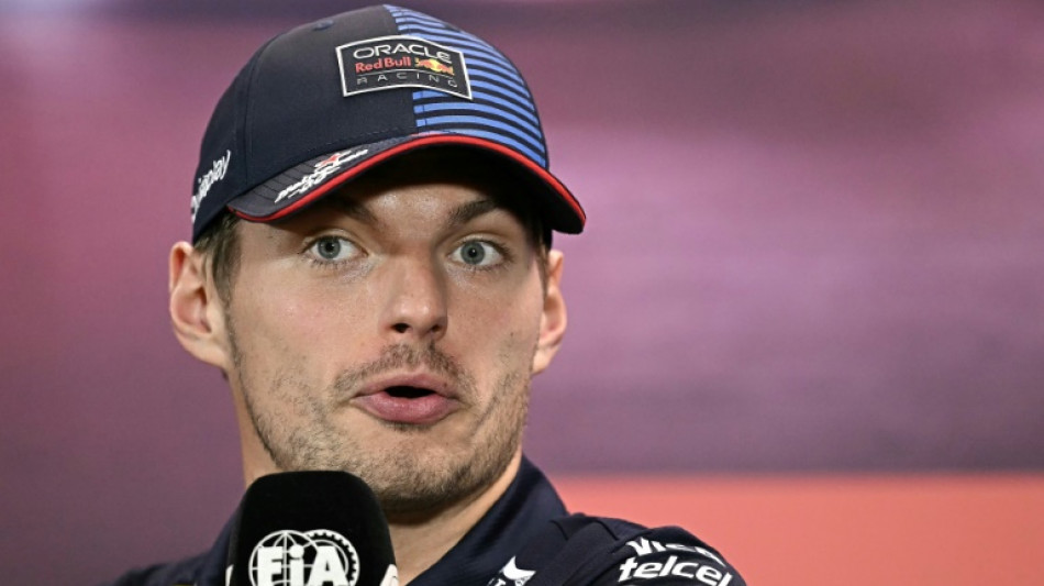 Verstappen &eacute; punido por usar palavr&atilde;o em entrevista coletiva