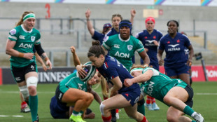 Six nations: "On a envie de marquer" les Anglaises, déclare la centre des Bleues Gabrielle Vernier